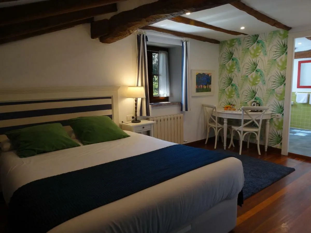 Landarte Bed & Breakfast Zumaia
