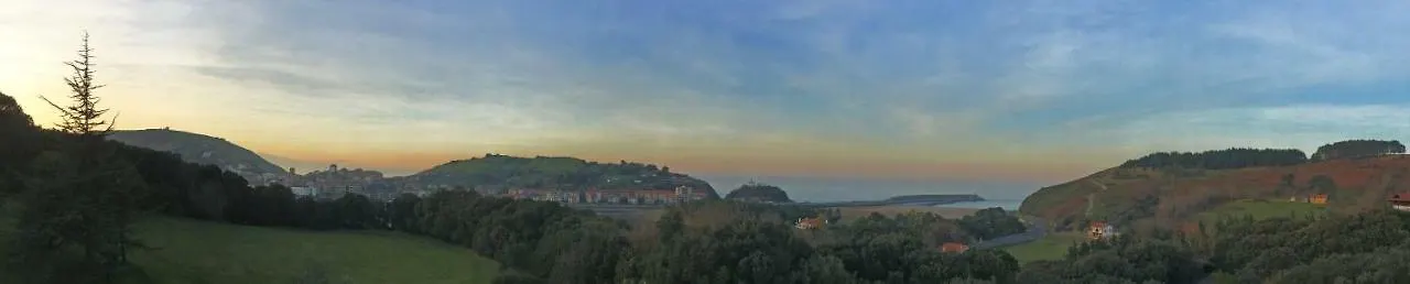 Landarte Bed & Breakfast Zumaia