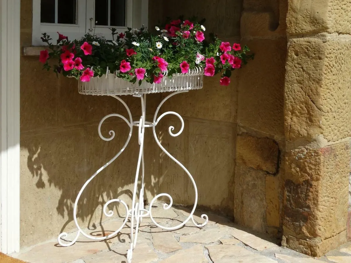 Landarte Bed & Breakfast Zumaia